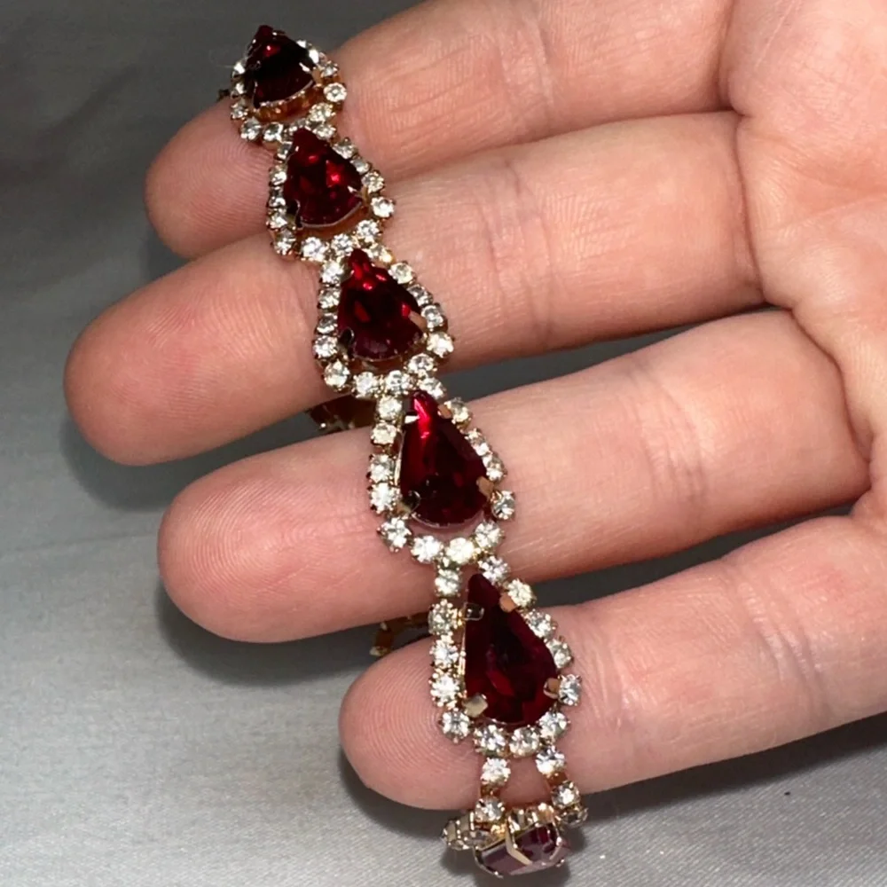 Vintage Inspired Red Stone Bracelet Gold Tone Teardrop Crystal Statement Jewelry
